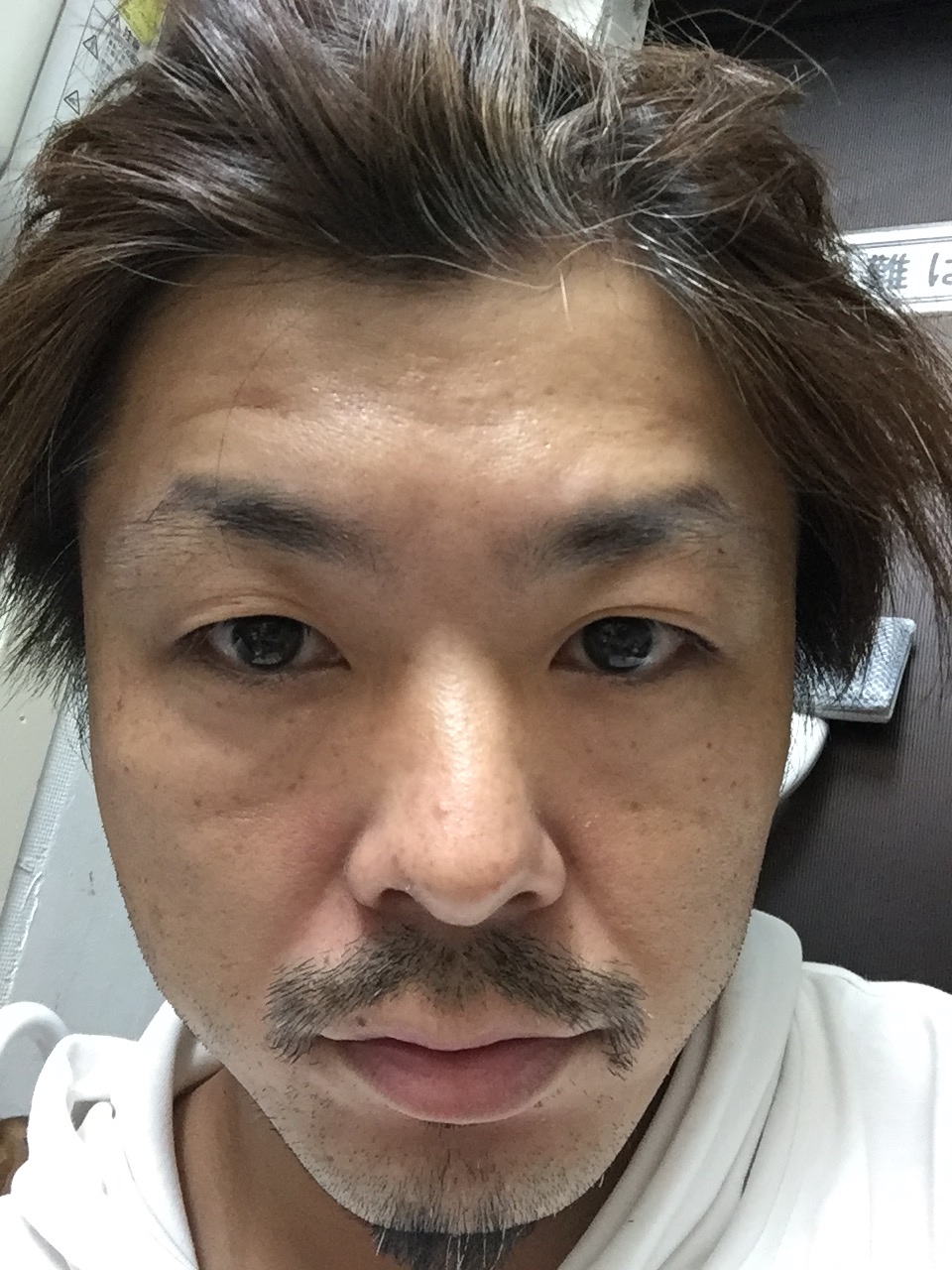 美容師が検証するプロの白髪かくし 自宅で簡単編 グレイシア 田中順平