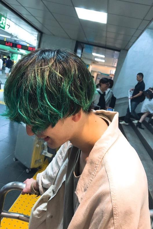 ファッションのインスピレーション ベスト50 メンズ 髪 カラー 緑