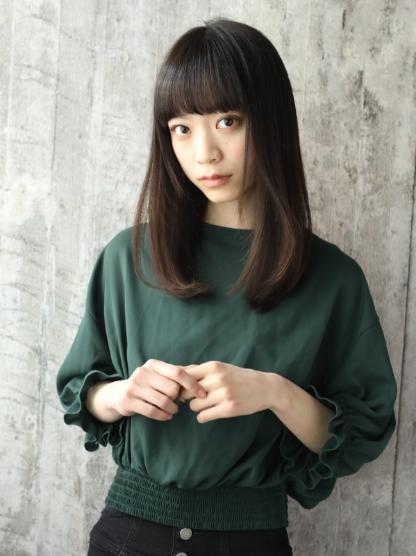 黒髪セミロングは前髪で雰囲気チェンジ おすすめスタイル10選 ヘアカタログ 髪型 ヘアスタイル 表参道 青山 銀座 柏の美容室 Enore