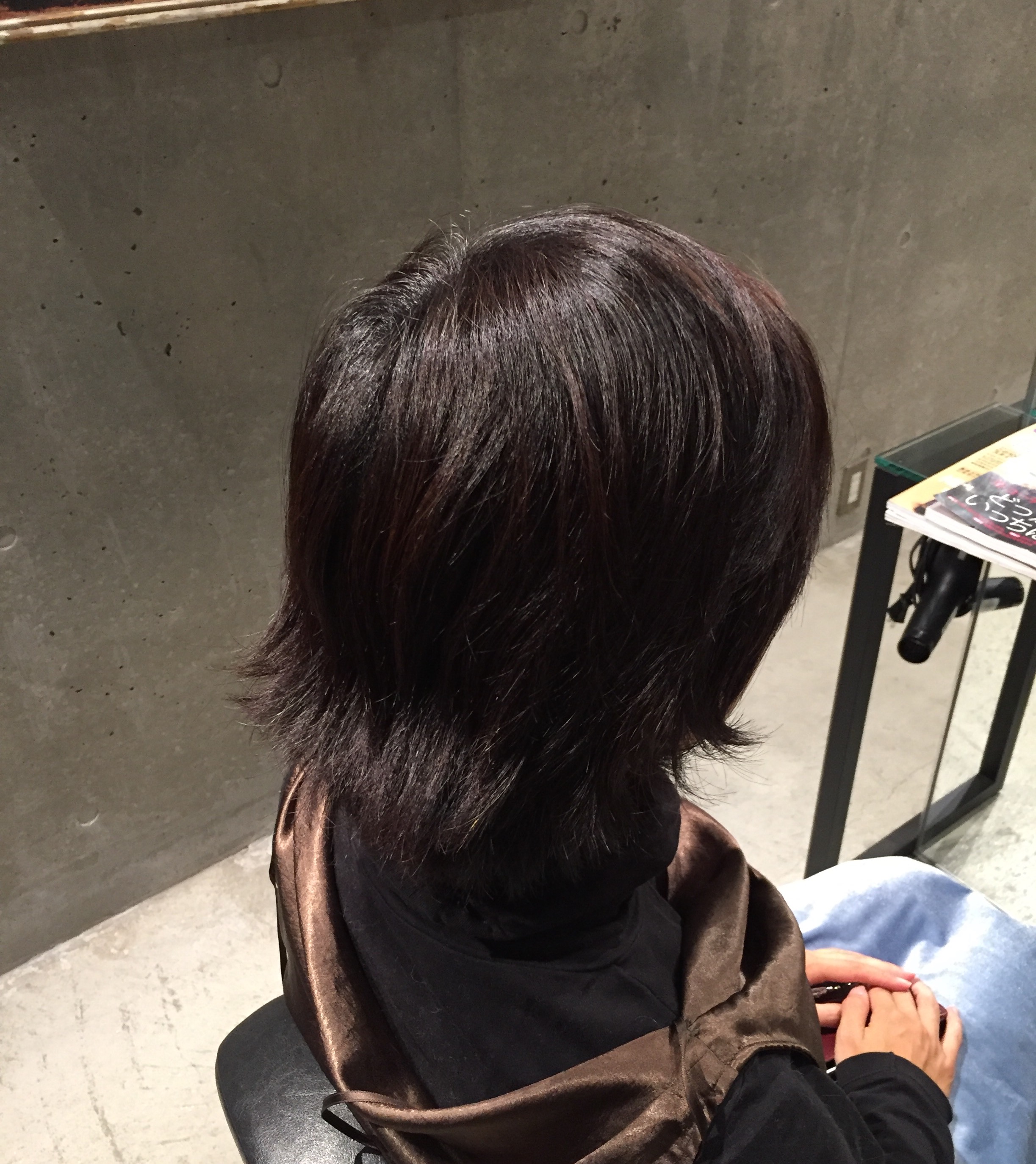 伸び切ったショートスタイル 少し整えるだけでシルエットが綺麗に見えるんです 髪質改善と縮毛矯正の専門店 Enore青山 エノア アオヤマ