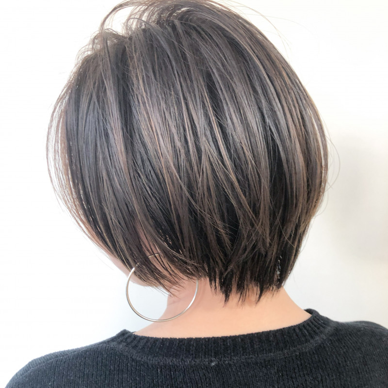 22年おすすめ暗め のヘアカラー 今なぜ暗髪が人気なのか 美容師がわかりやすく解説します 渋谷駅徒歩1分 髪質改善でツヤ髪になれる人気美容院 美容室 Luxy ラグジー