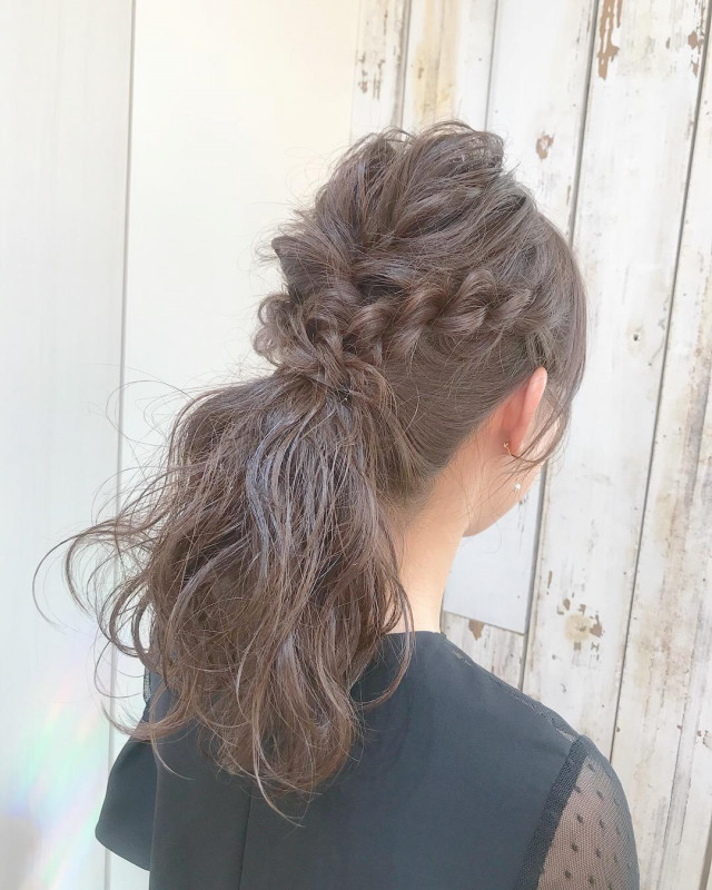 どんな髪型 がいいかわからない 花嫁が初めにチェックする トレンド結婚式ヘアアレンジ7選 原宿 Lino リノ 美容院 美容室 超音波トリートメントでダメージレスな髪に