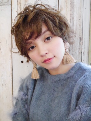 年 最新エクステhair Loop ヘアループ で 自宅でのスタイリング3大悩みを解決 原宿 Lino リノ 美容院 美容室 超音波トリートメントでダメージレスな髪に