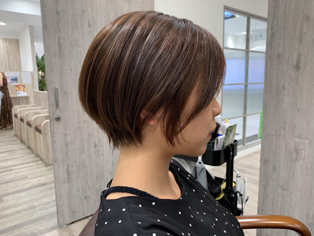 広がりやすい悩みでも扱いやすくて素敵なショートに 横浜駅徒歩3分 髪質改善で美髪になれる美容院 美容室 Air Yokohama エアーヨコハマ