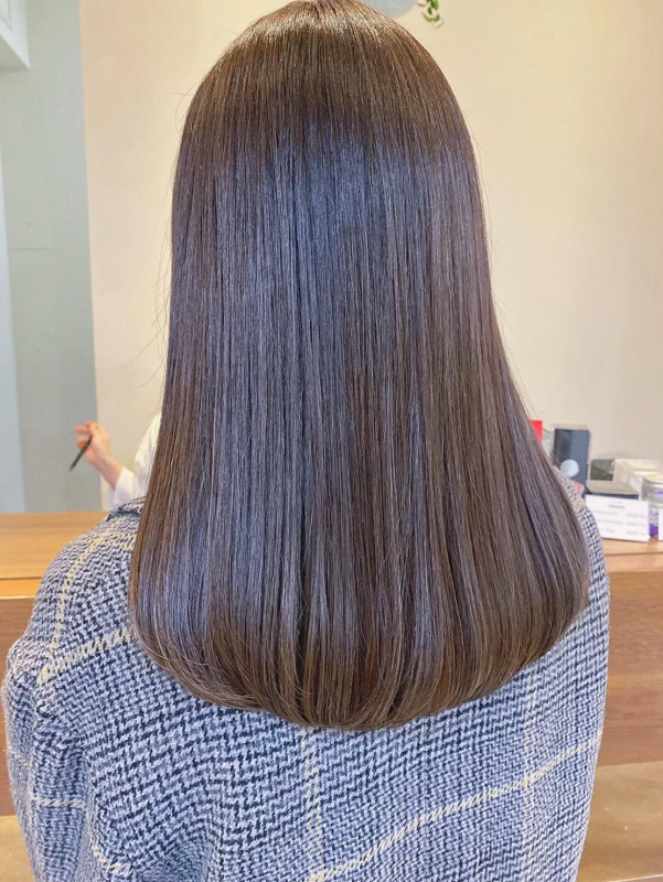 Aujua オージュアクエンチシャンプー 誰でもうるつや髪へ パサつきはクエンチ シャンプーで解決 表参道 青山の美容室 美容院 Houle ウル の美容メディア