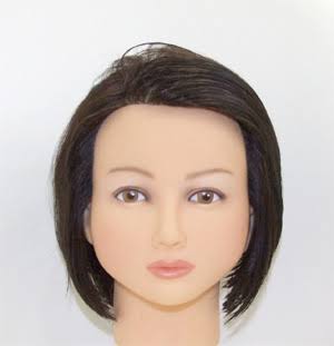 エラ張りベース顔さんが髪型次第でスッキリ小顔に ベース顔をカバーするヘアスタイルとは 2020年版 エラ張り