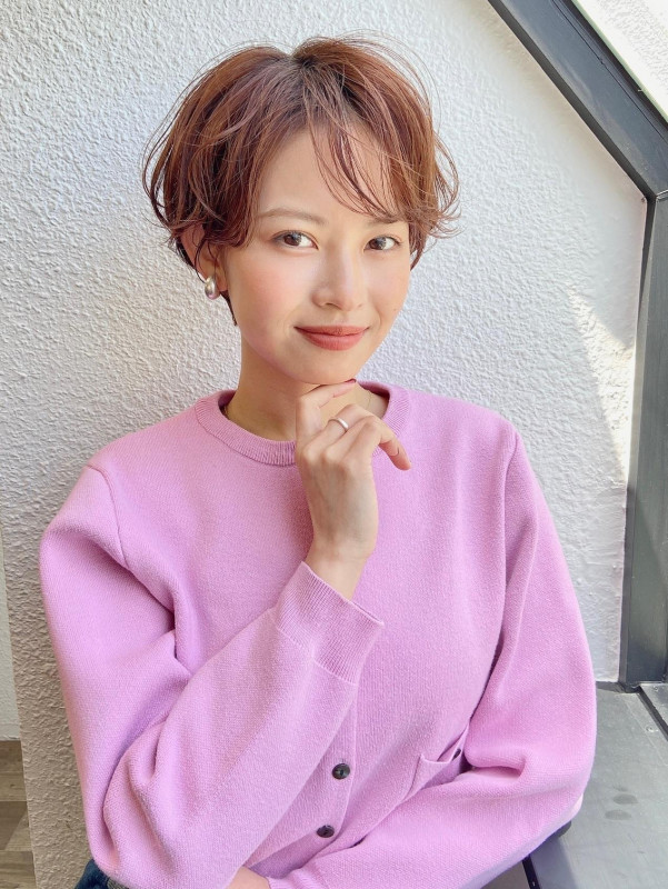 40代　ショートヘア　上品