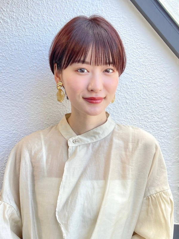 40代　ショートヘア　面長