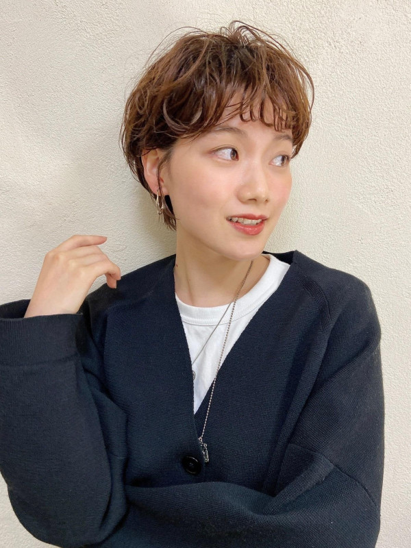30代　ショートヘア　ぽっちゃり