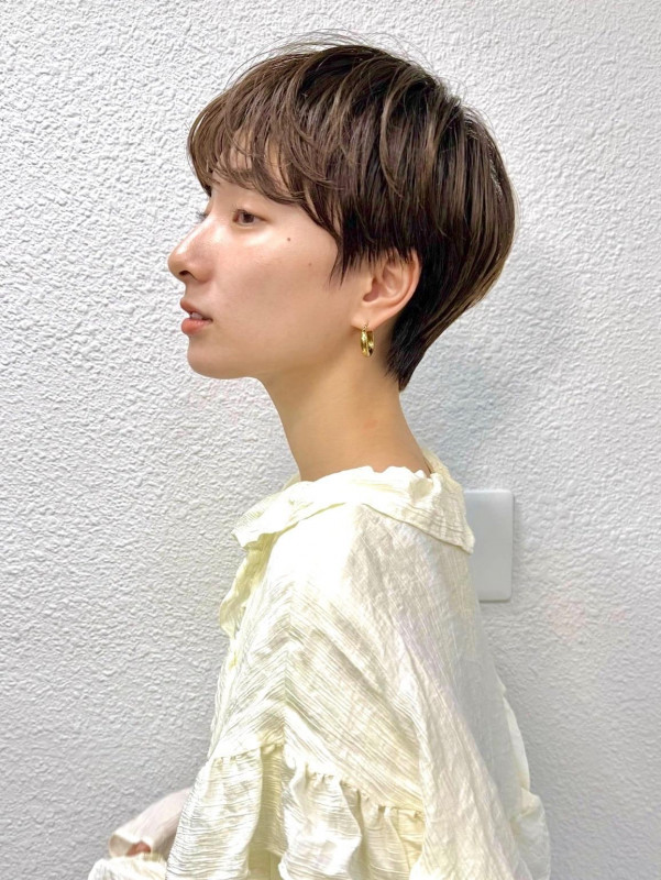 30代　ショートヘア　大人可愛い