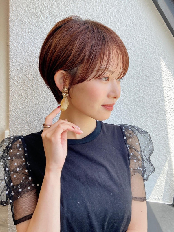 40代 ショートヘア 丸顔