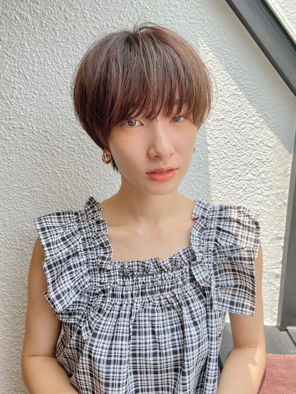 40代　ショートボブ　前髪あり