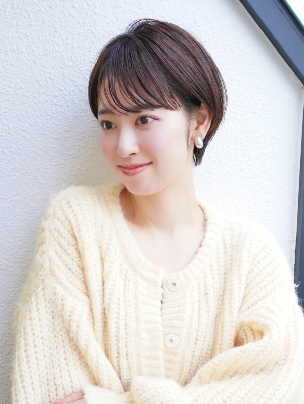 30代 面長 ショートヘア