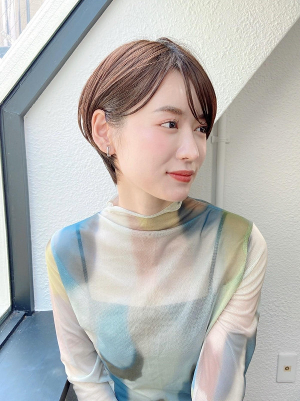 40代　ショートボブ　絶壁