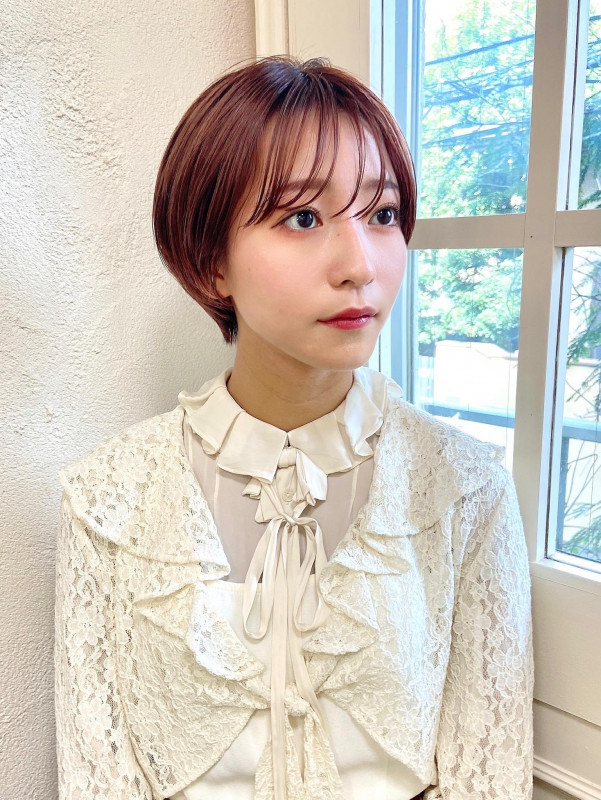 40代　ショートヘア　ひし形