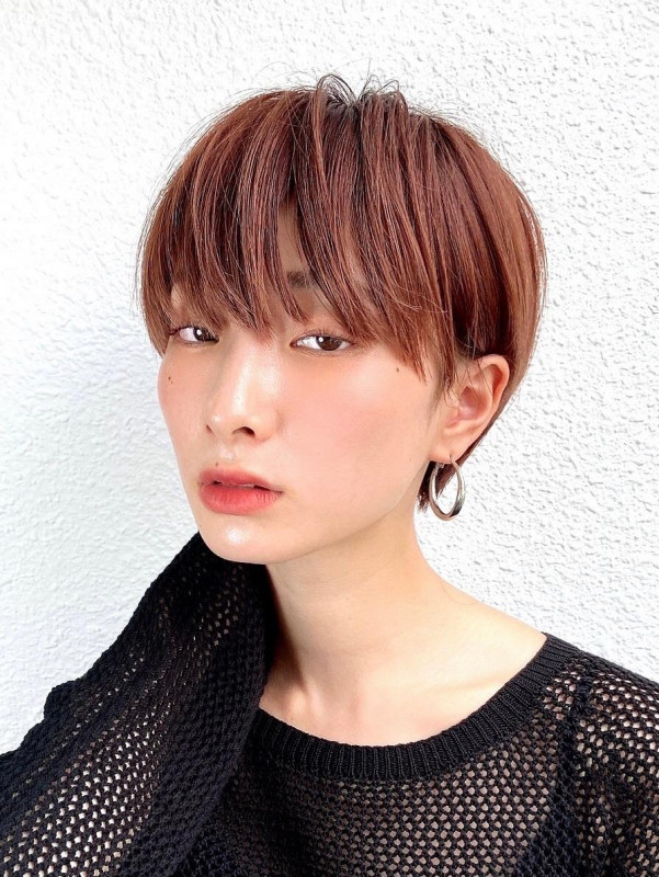 40代　かっこいい　ハンサムショート　ショートカット