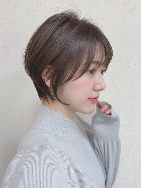 30代　多毛　ショートヘア