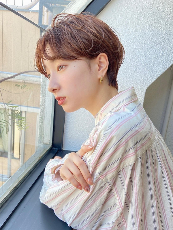 40代　かっこいい　ハンサムショート　ショートカット