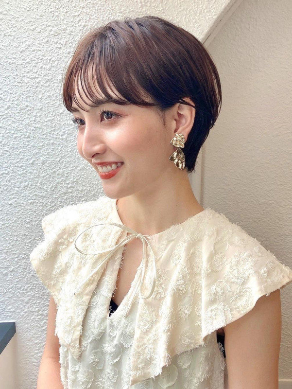 40代　ショートボブ　くせ毛