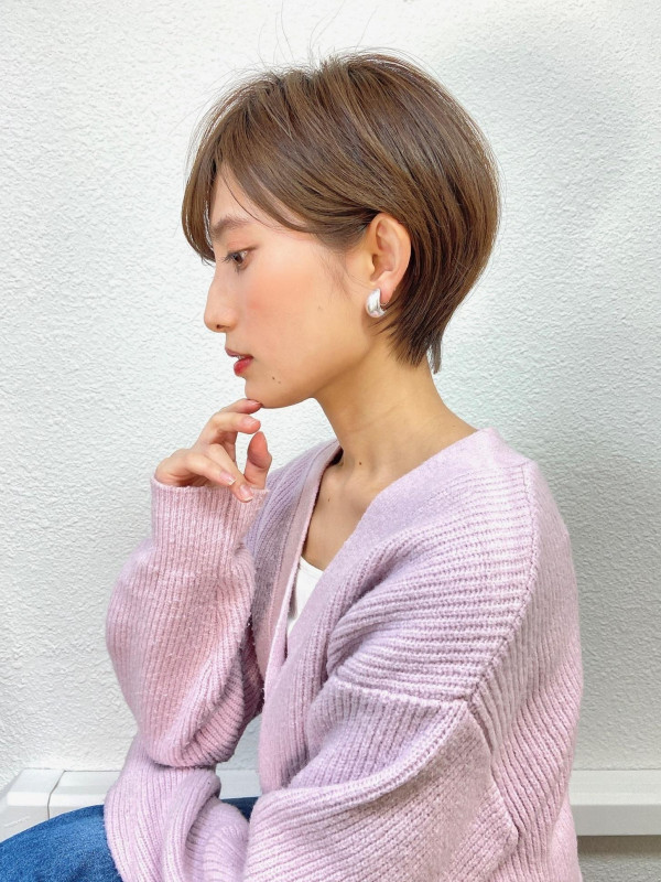 40代　ショートヘア　丸顔