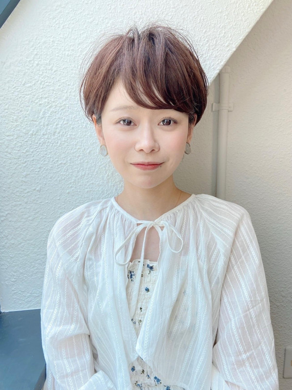 40代　ショートボブ　絶壁