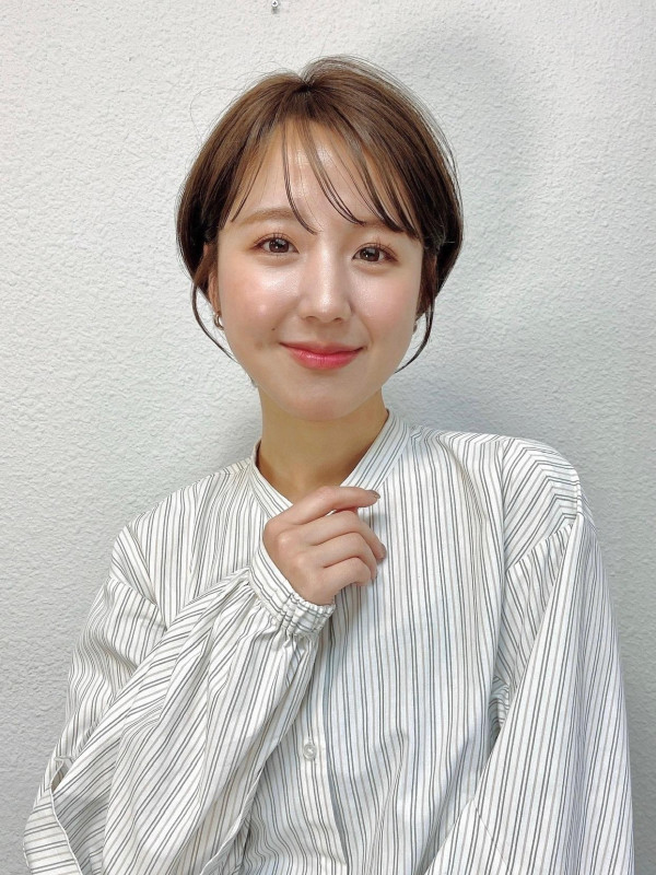 40代　ショートヘア　面長