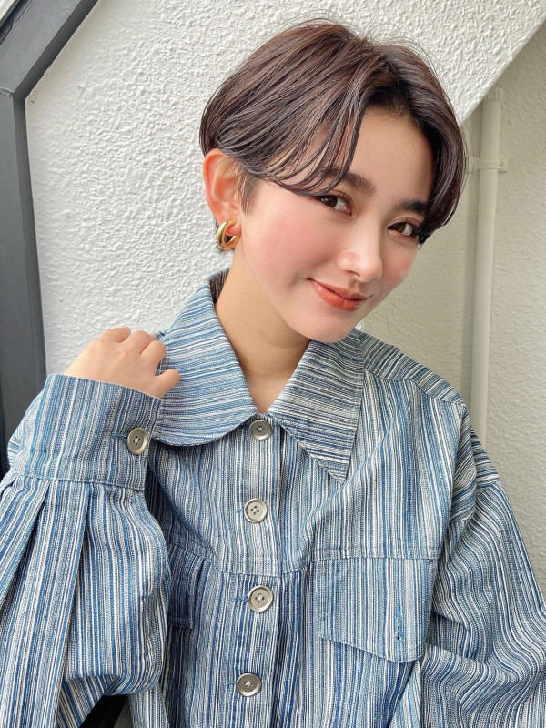 30代　ショートヘア　大人可愛い