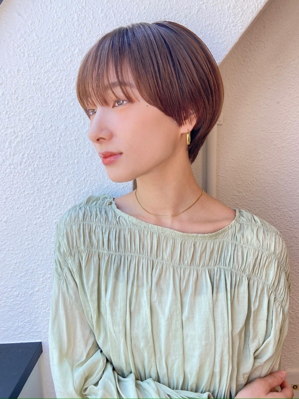 40代 ショートヘア 丸顔
