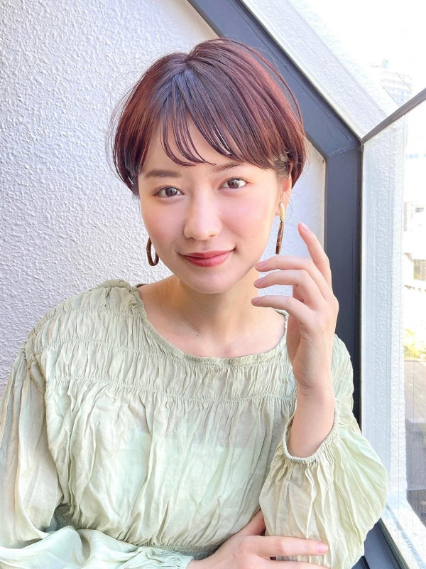 40代 ショートヘア 丸顔