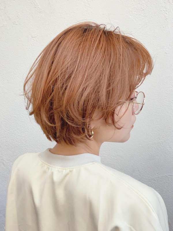 50代　ショートヘア　癖毛